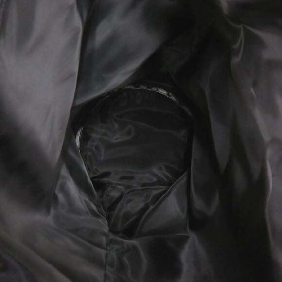 GUCCI Black Canvas Shoulder Bag - Picture 7 of 9
